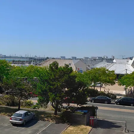 Cosy A Avec Balcon Et Parking Prive - Fr-1-551-52 La Rochelle (Charente-Maritime)